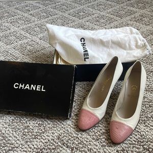 Vintage Chanel Shoes. Size 7, but probably fit a 6.5 better